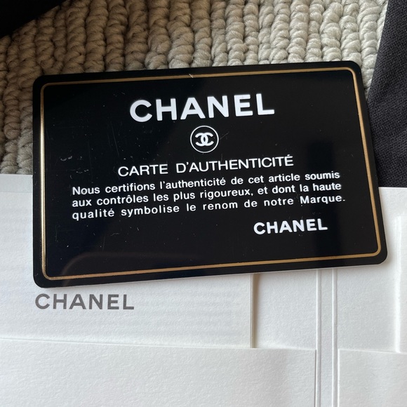 Chanel mini o case - Picture 4 of 8